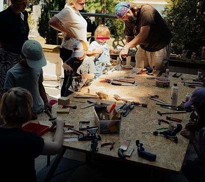 Projektbericht Kinderwerkstatt - Bei der Arbeit